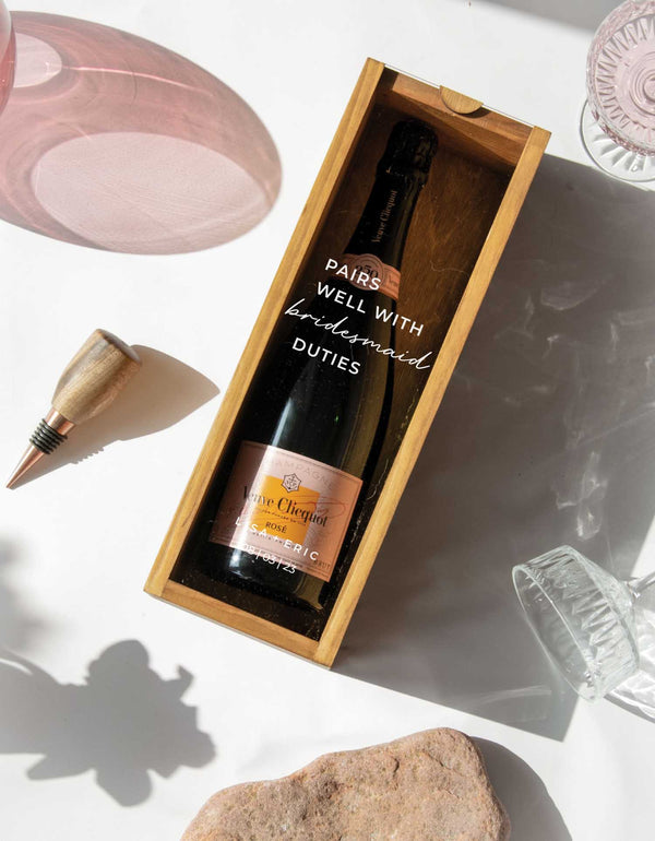 PAIRS WELL WITH BRIDESMAID DUTIES (IT)