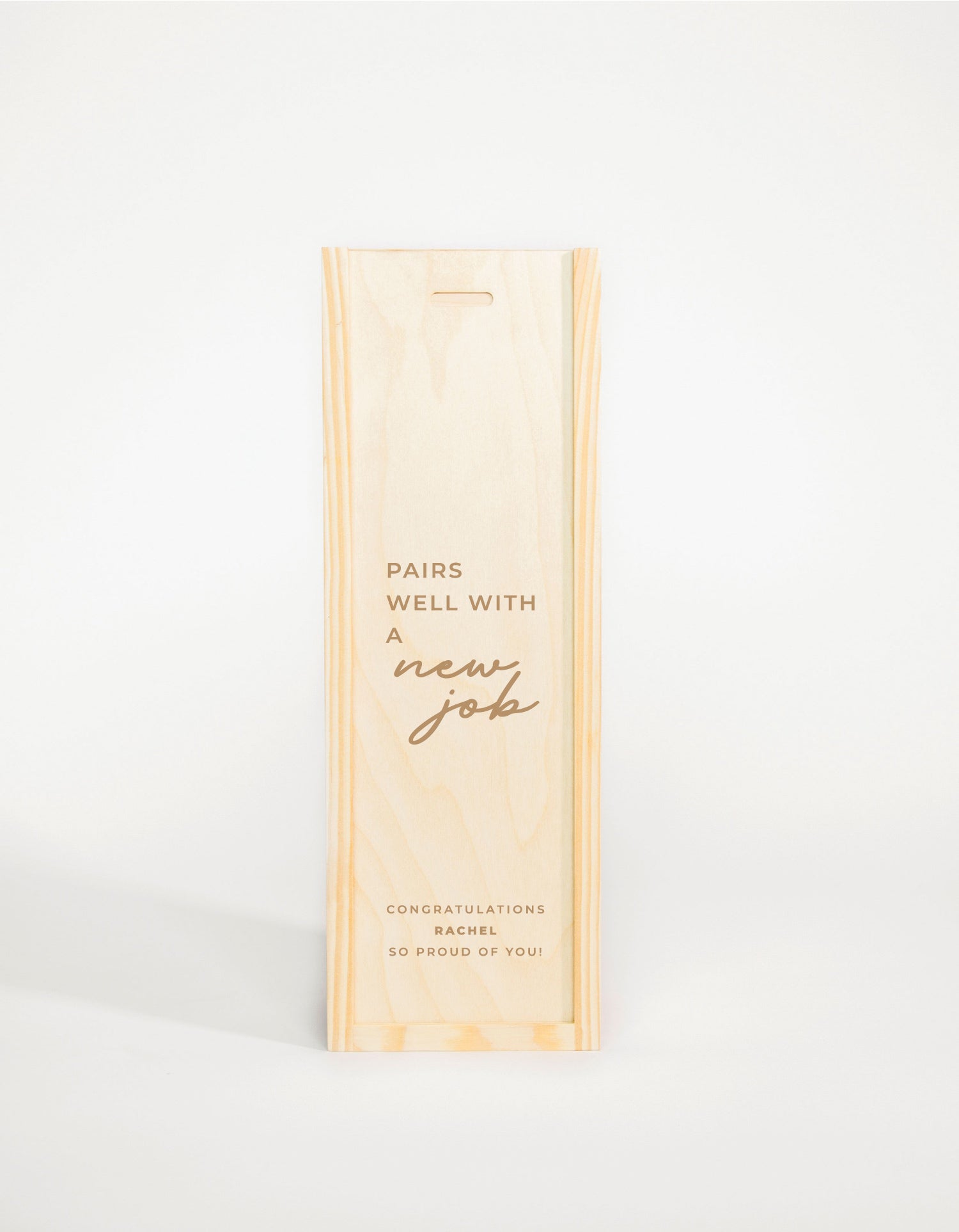 PAIRS WELL WITH A NEW JOB (FR)