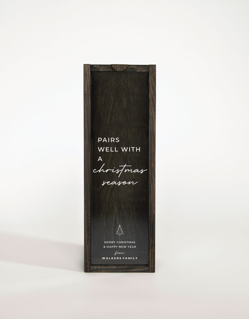 PAIRS WELL WITH CHRISTMAS (FR)